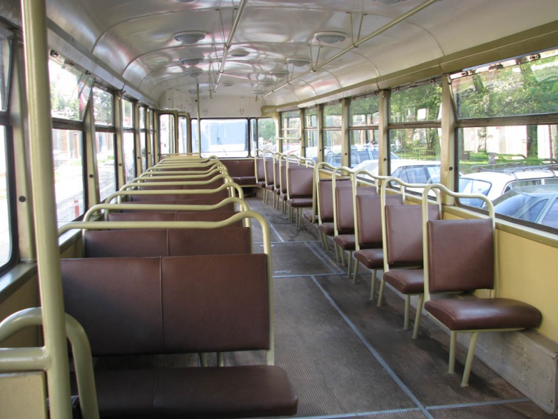 Изображение:Tatra-t2 salon1.jpg