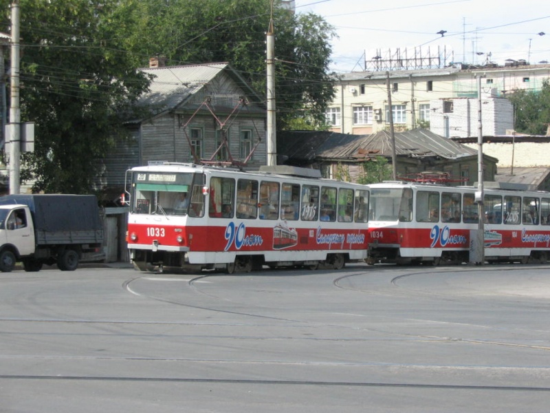 Изображение:1033+1034 Полевая - пр-т Ленина 1 23.08.05.JPG