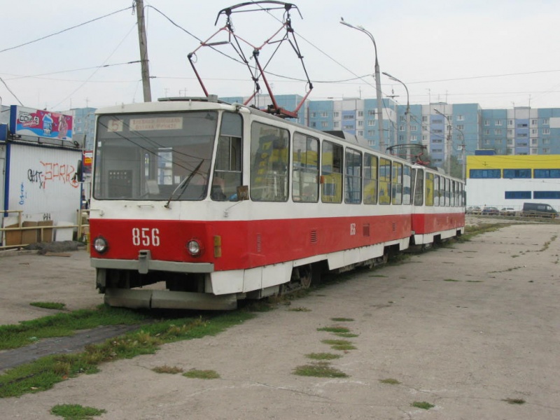 Изображение:856+857 Поляна им. Фрунзе 11.09.05.jpg
