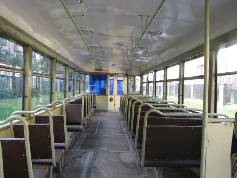 Изображение:Tatra-t2-salon2.jpg