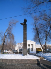 Памятник Дзержинскому на Хлебной площади